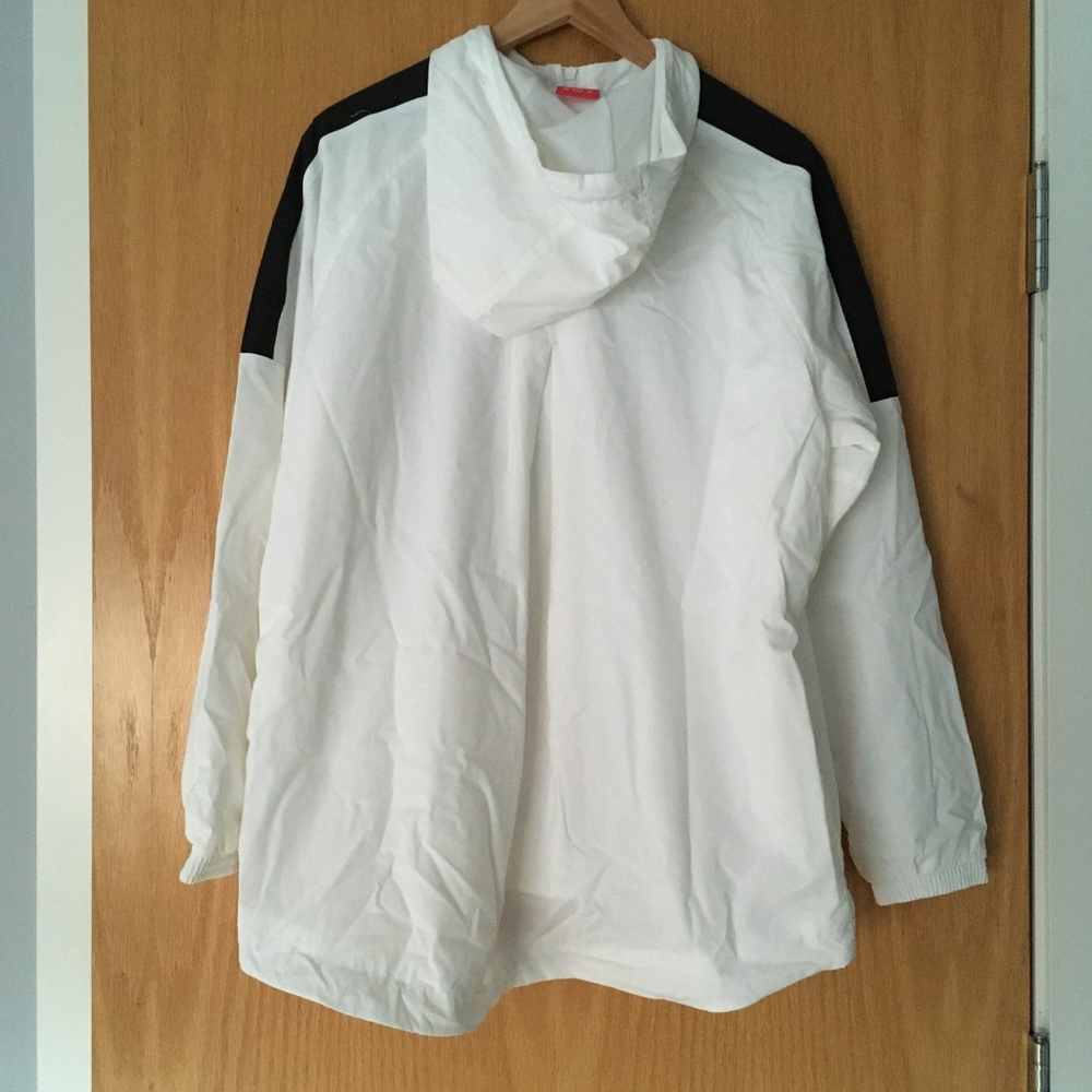 New Balance Jacket with Drawstring Hood - Picture 2 of 3